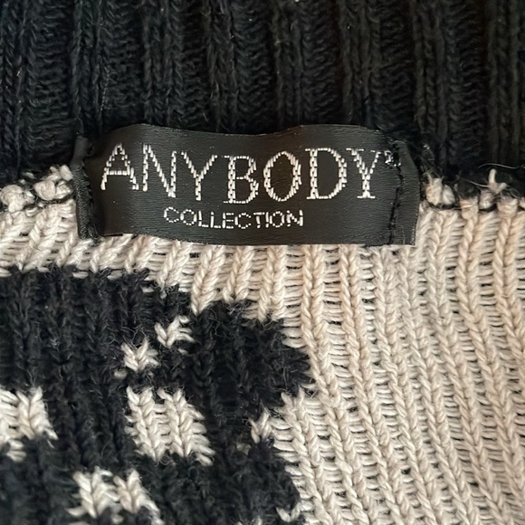 Vintage Skull Cardigan - Picture 8 of 8